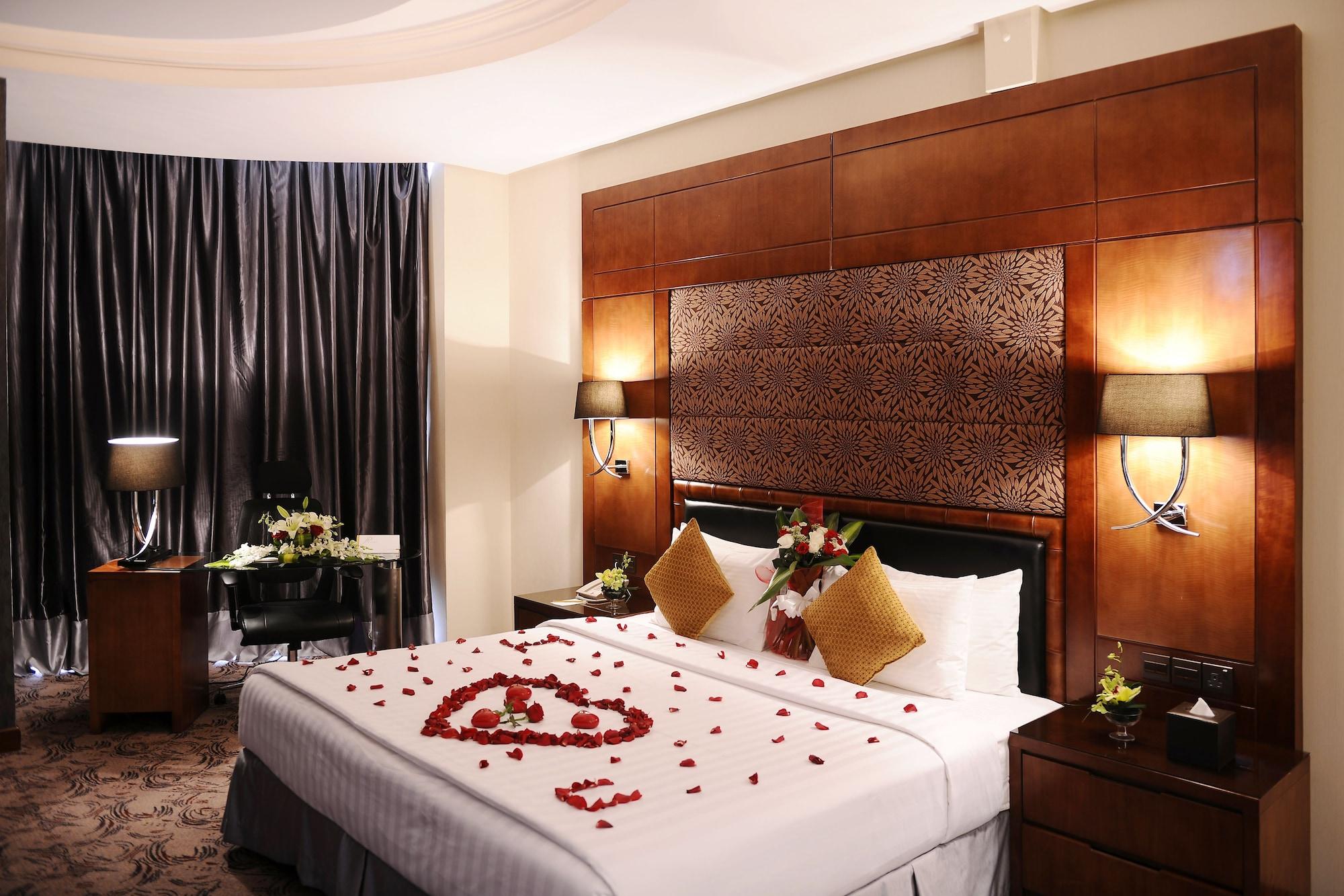 Hotel Qaser Al Hamra By Warwick