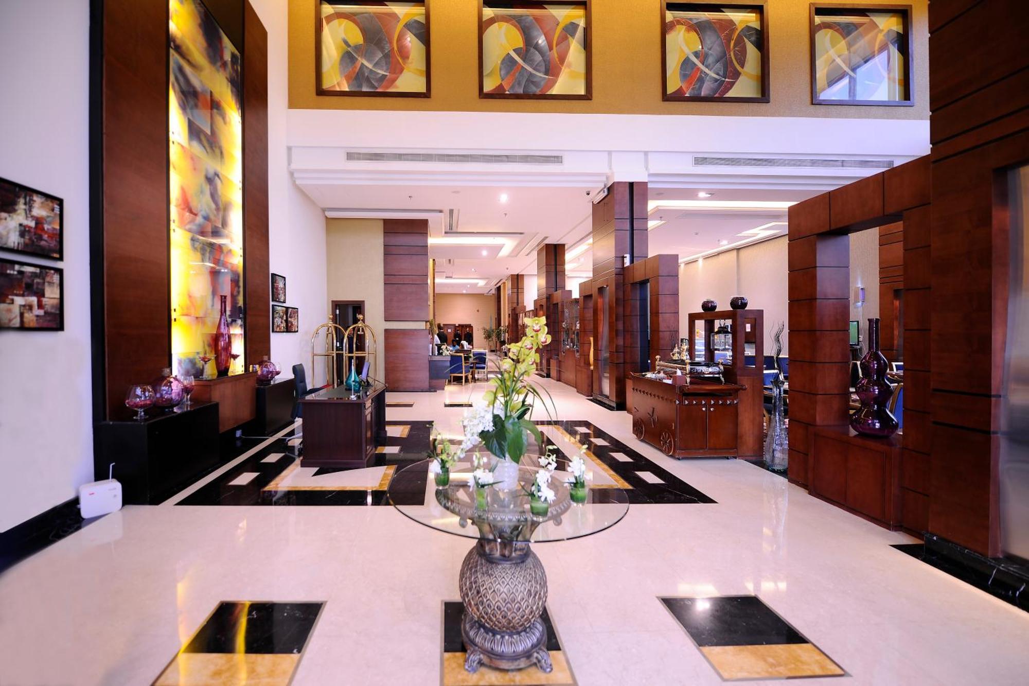 Qaser Al Hamra By Warwick 3* Riyadh